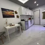 Danai 22 * Paralía